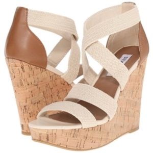 Steve Madden Camdyn Wedges
